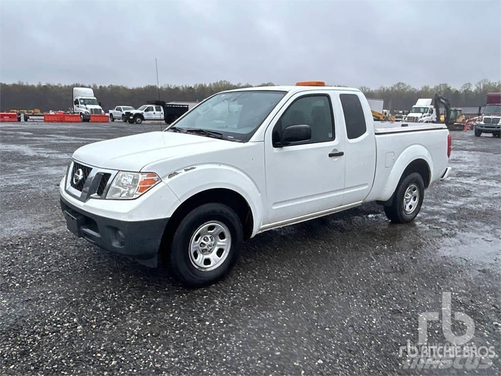 Nissan FRONTIER Pick up/Platou