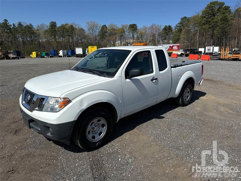 Nissan FRONTIER Pick up/Platou