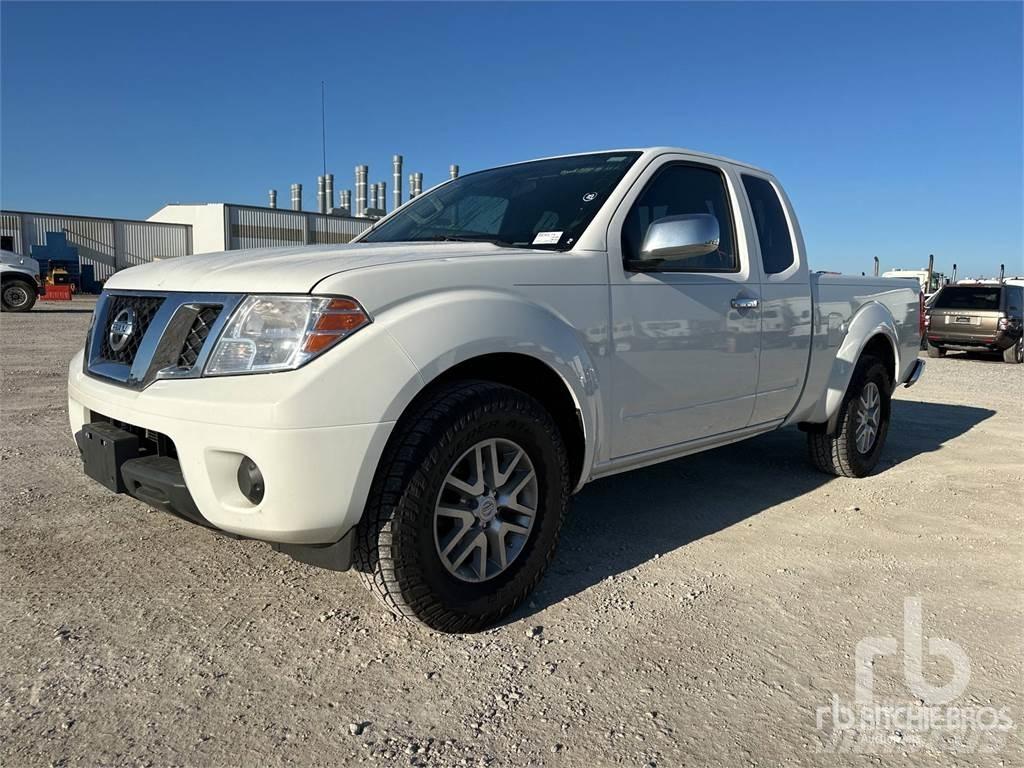 Nissan FRONTIER Pick up/Platou