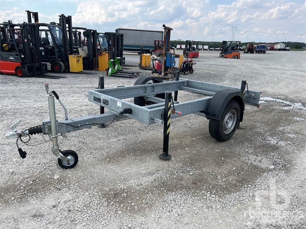  OMC UK1800 Alte remorci