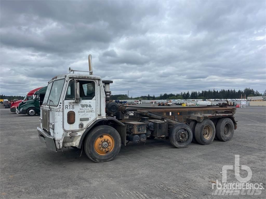 Peterbilt 320 Camioane Demontabile