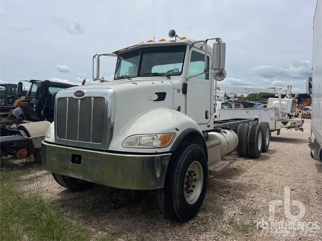 Peterbilt 335 Camion cabina sasiu