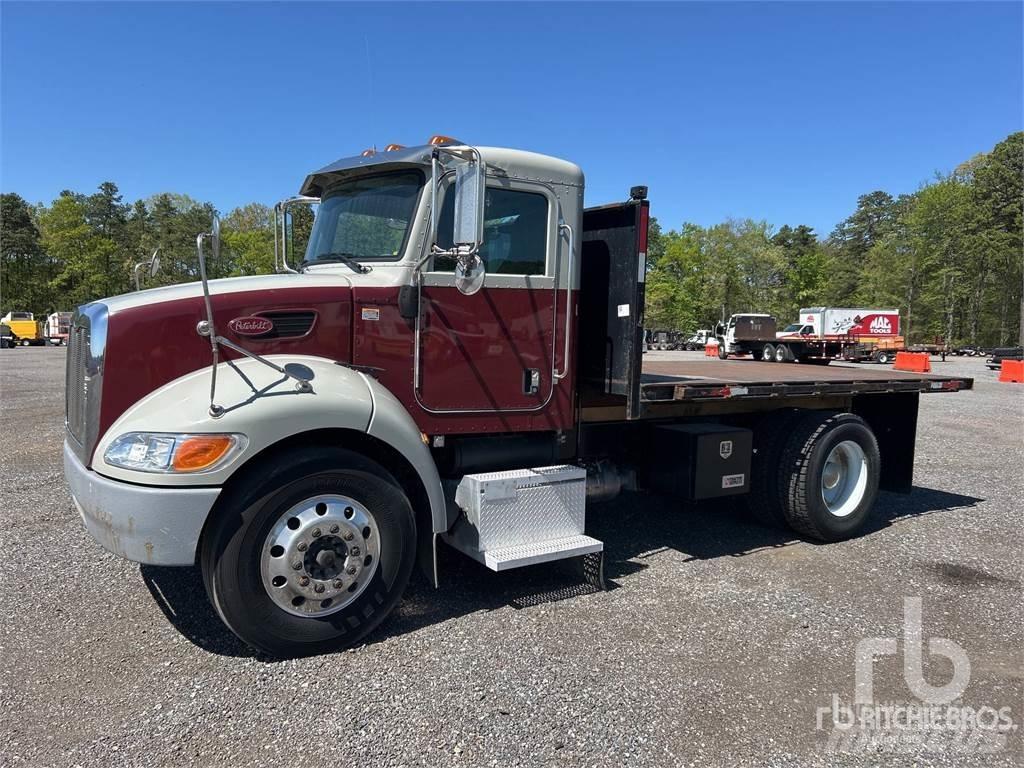 Peterbilt 337 Camioane platforma/prelata