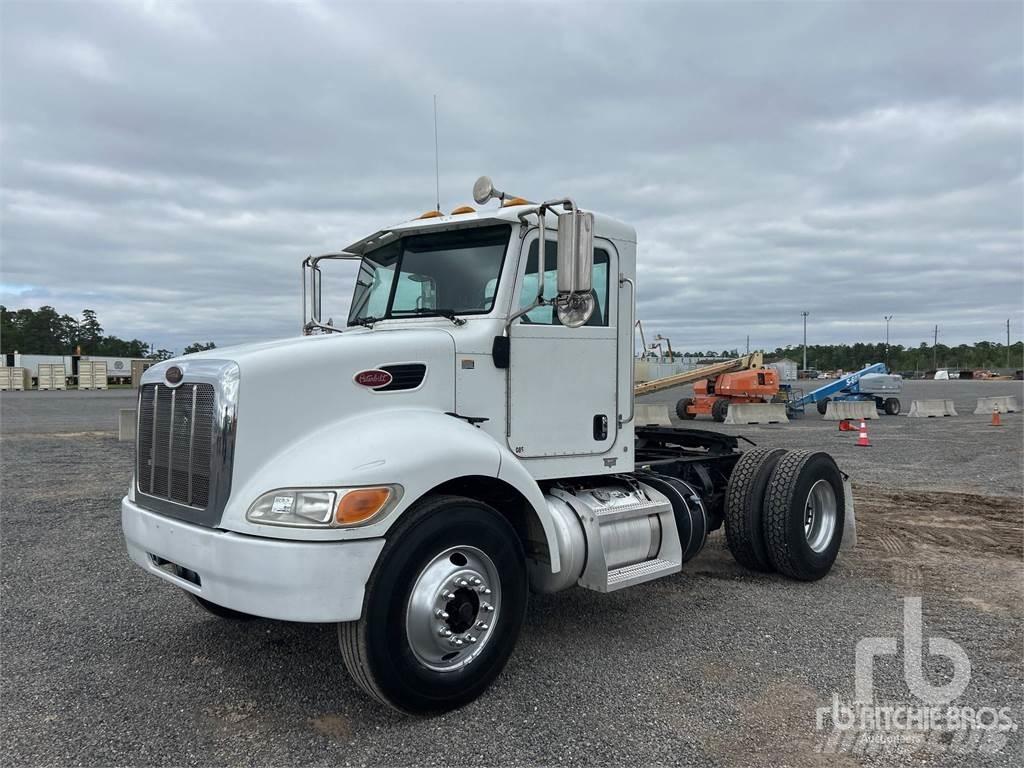 Peterbilt 337 Autotractoare