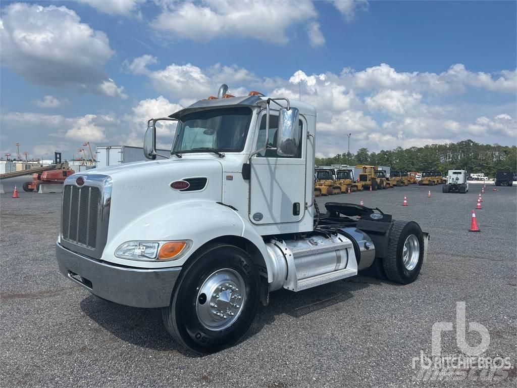 Peterbilt 337 Autotractoare