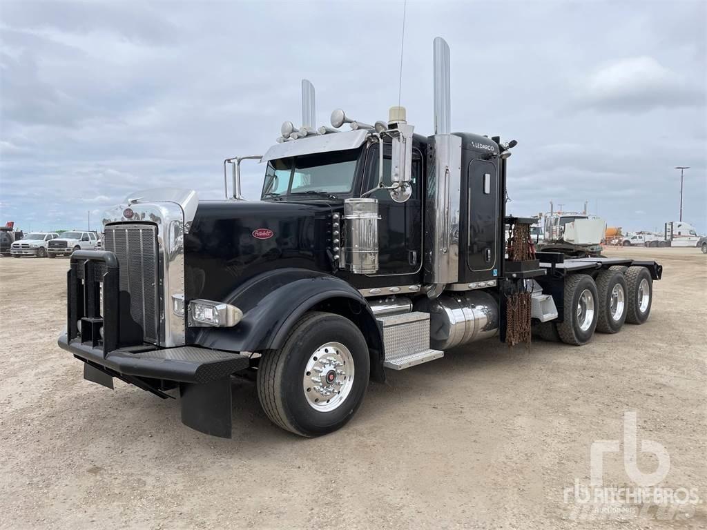 Peterbilt 367 Platforma/Troliu
