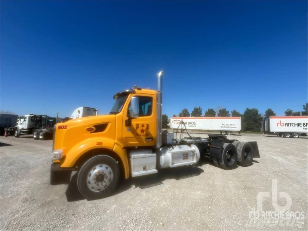 Peterbilt 567 Autotractoare