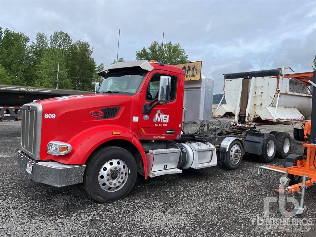 Peterbilt 567 Autotractoare