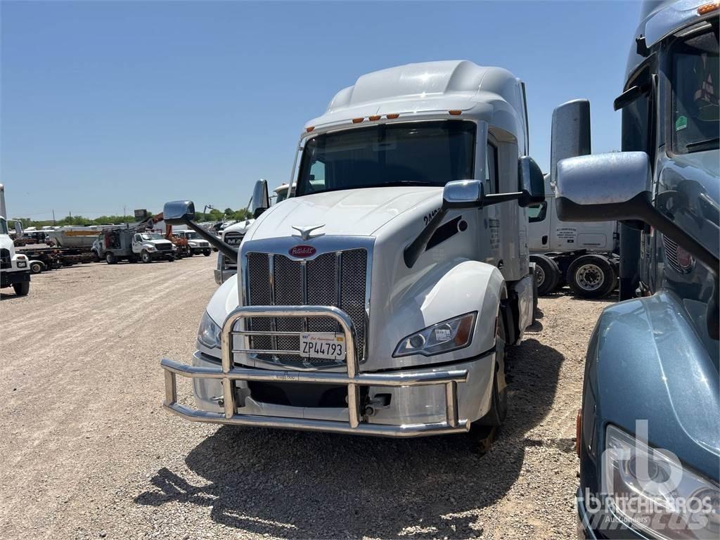 Peterbilt 579 Autotractoare