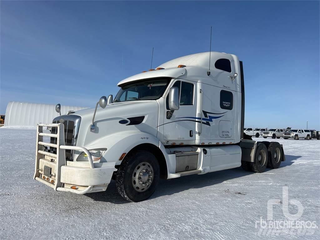 Peterbilt 587 Autotractoare