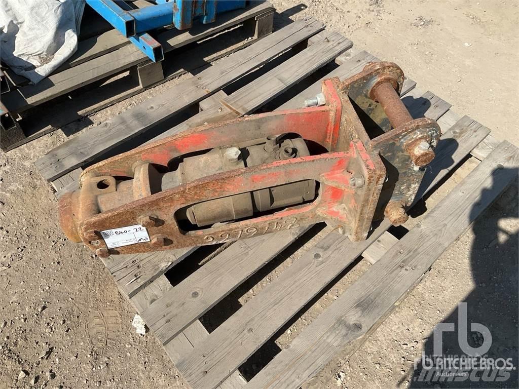  Quantity of (4) Ciocane / Concasoare