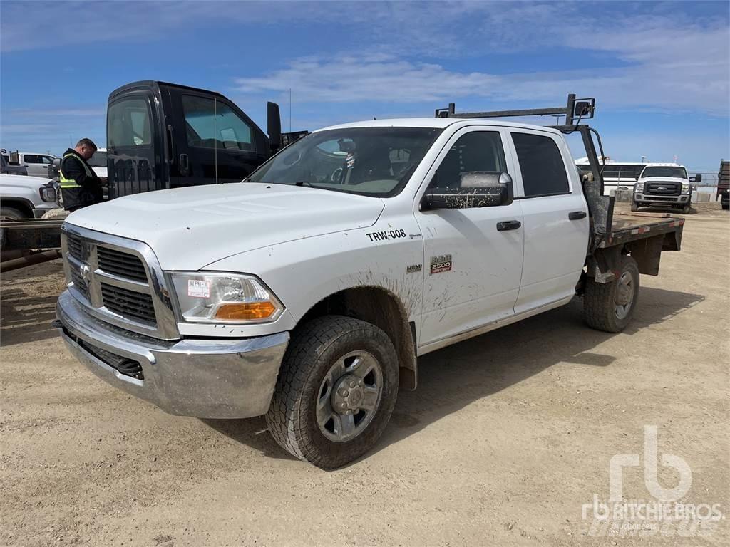 RAM 2500 Camioane platforma/prelata