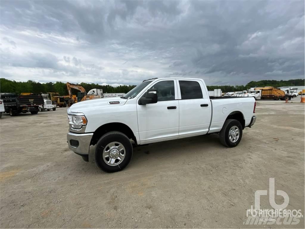 RAM 2500 Pick up/Platou