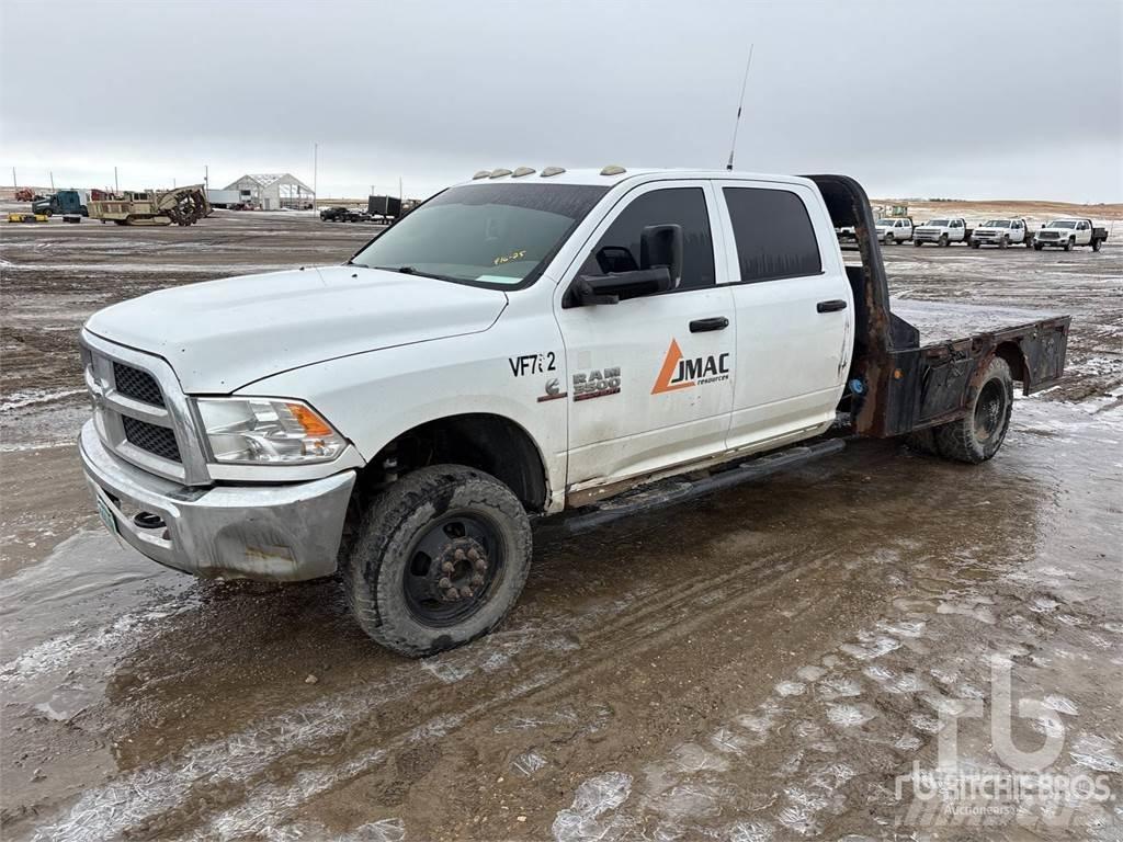 RAM 3500 Camioane platforma/prelata