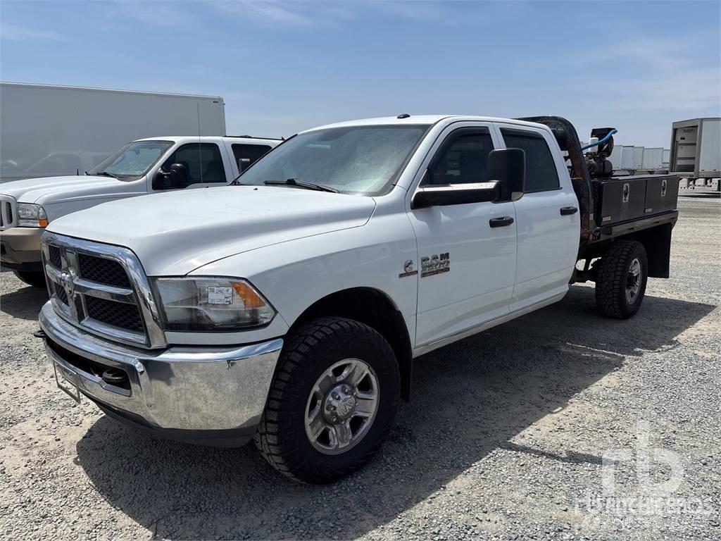 RAM 3500 Camioane platforma/prelata
