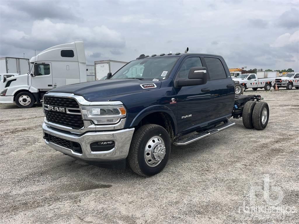 RAM 3500 Camion cabina sasiu