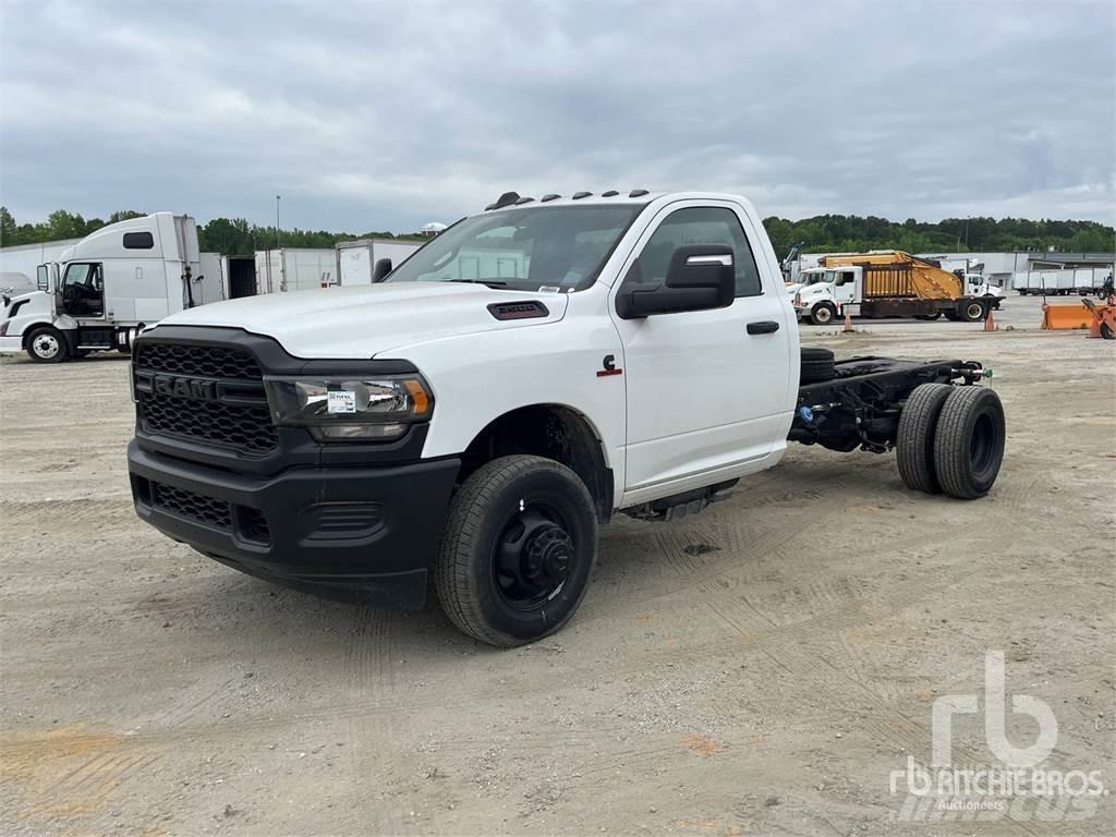RAM 3500 Camion cabina sasiu