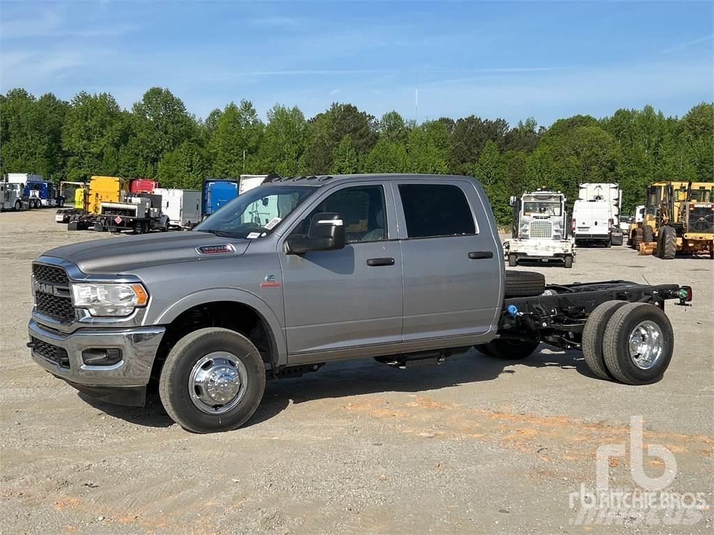 RAM 3500 Camion cabina sasiu