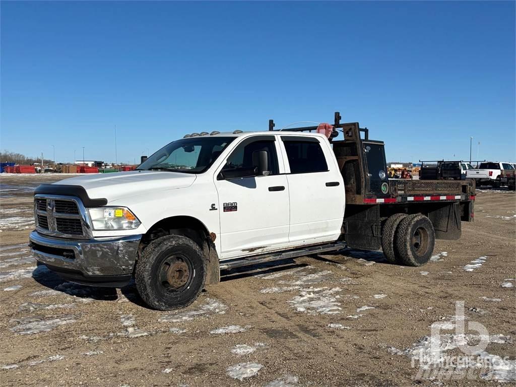 RAM 3500HD Camioane platforma/prelata