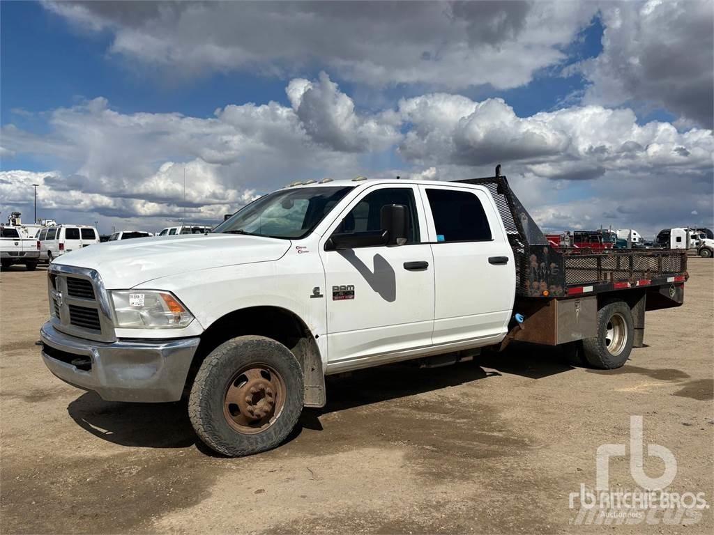 RAM 3500HD Camioane platforma/prelata