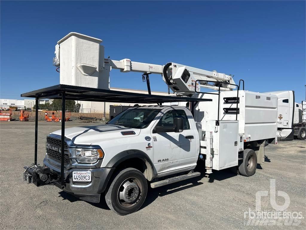 RAM 5500 Platforme aeriene montate pe remorca