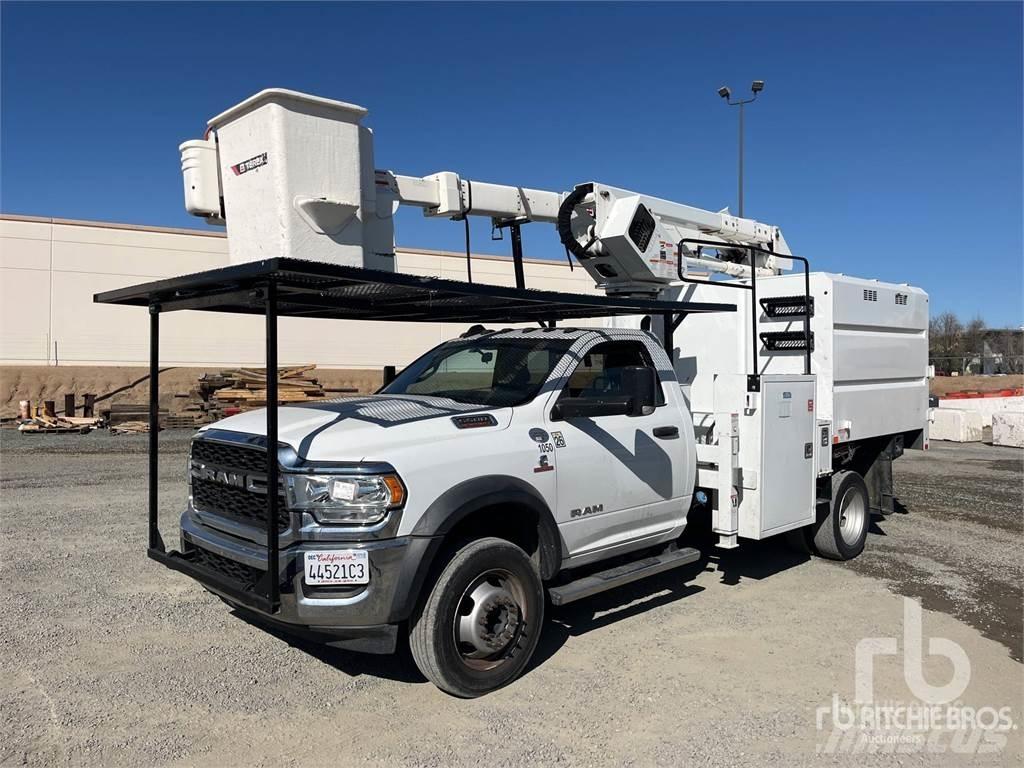 RAM 5500 Platforme aeriene montate pe remorca