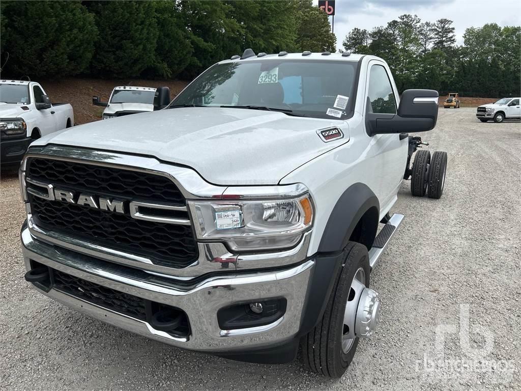 RAM 5500 Camion cabina sasiu