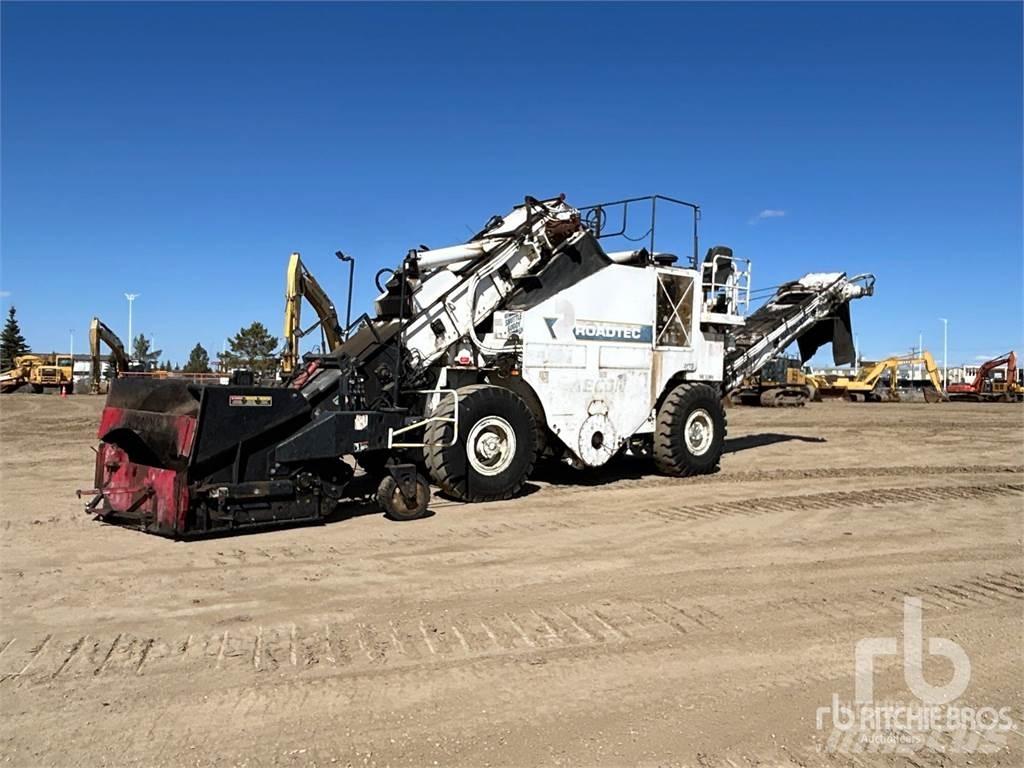 Roadtec SB1500D Vehicule de transport materiale