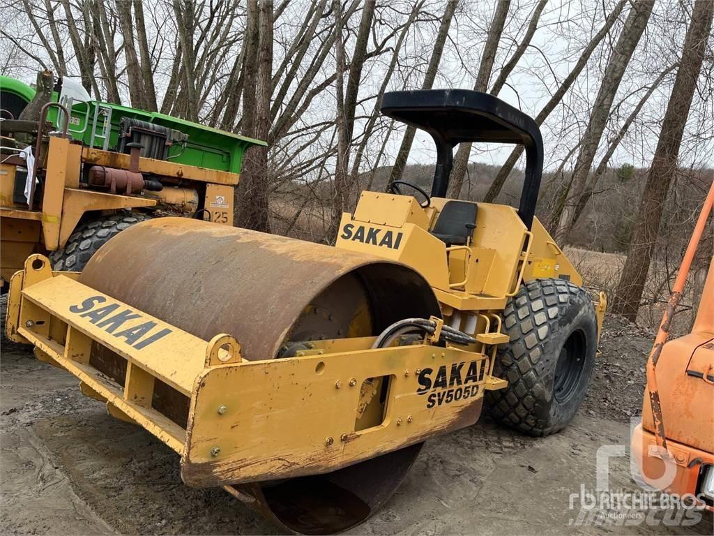 Sakai SV505 Compactoare sol
