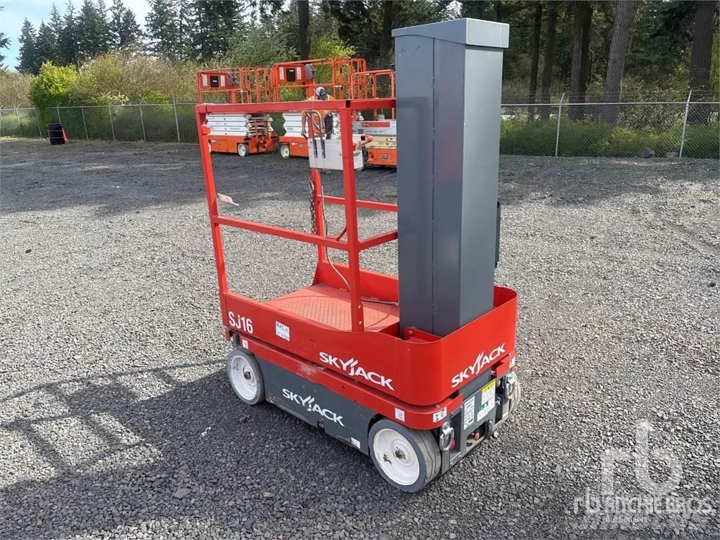 SkyJack SJ16 Platforme foarfeca
