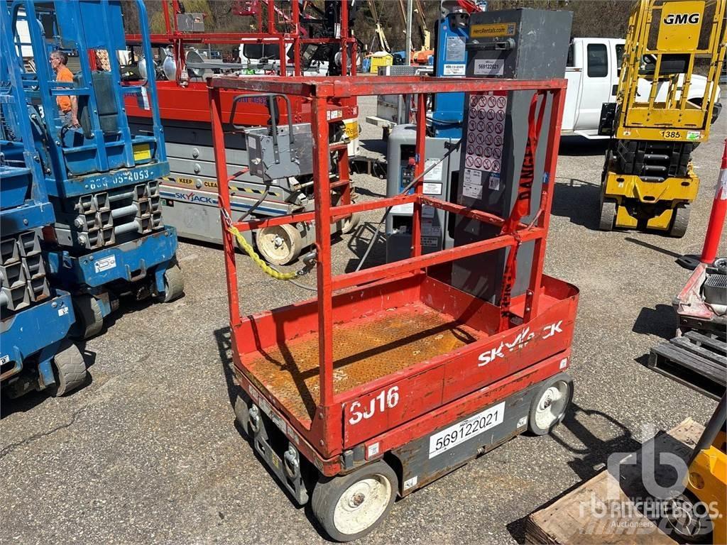 SkyJack SJ16 Nacele cu brat articulat