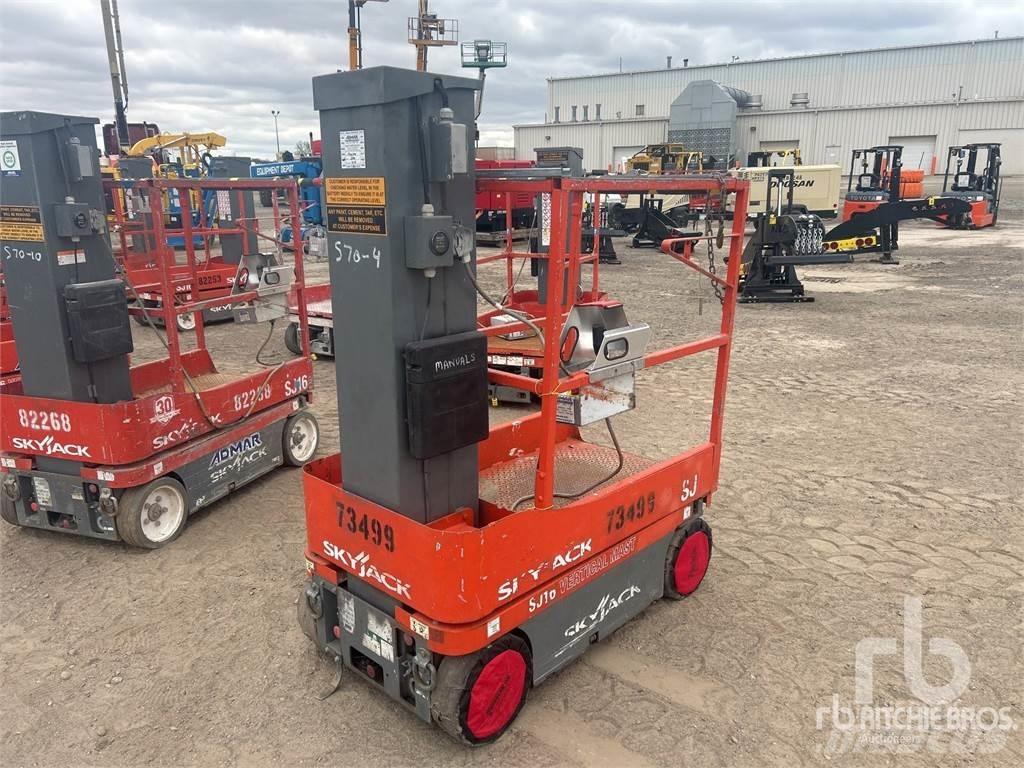 SkyJack SJ16 Dispozitive de ridicare şi lifturi pentru materiale