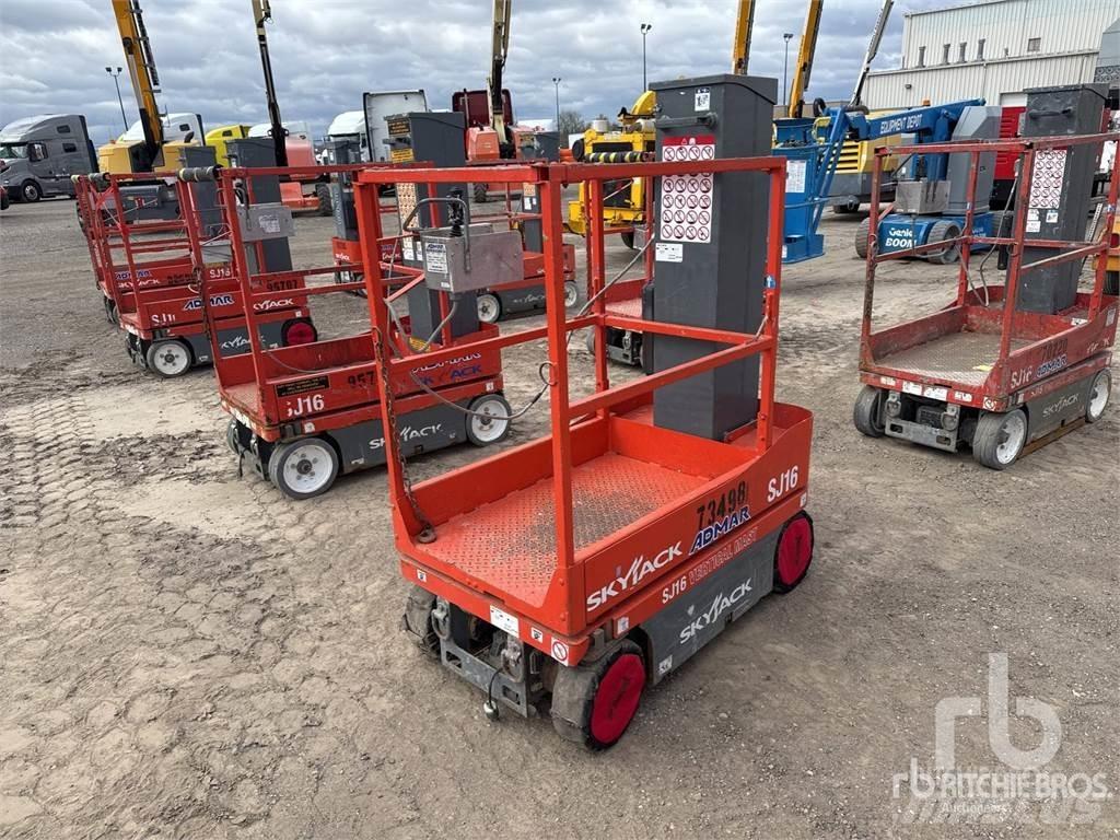 SkyJack SJ16 Dispozitive de ridicare şi lifturi pentru materiale