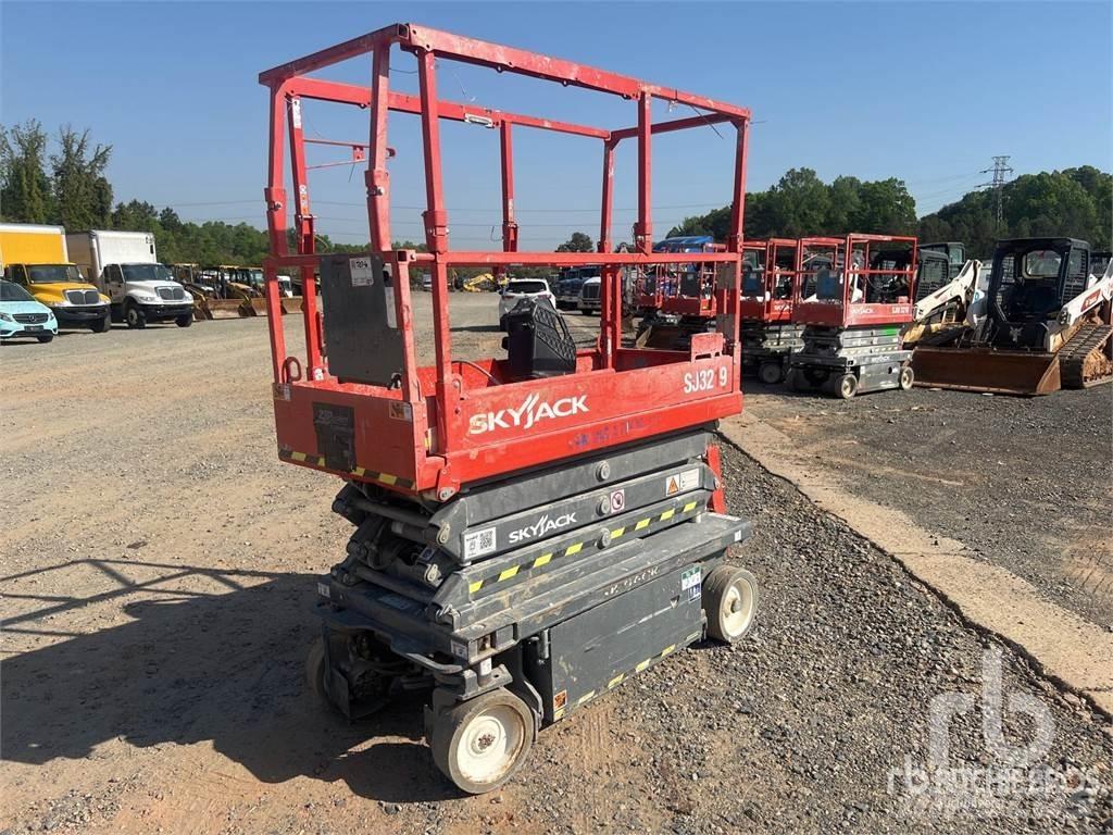 SkyJack SJ3219 Platforme foarfeca