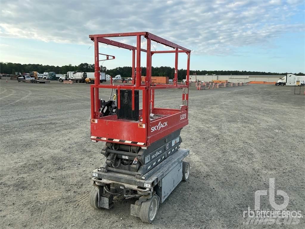 SkyJack SJ3219 Platforme foarfeca