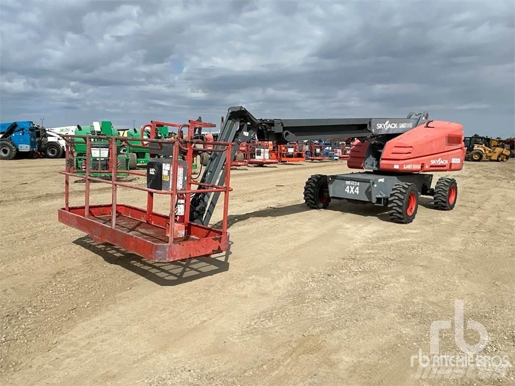SkyJack SJ45T Nacele cu brat articulat