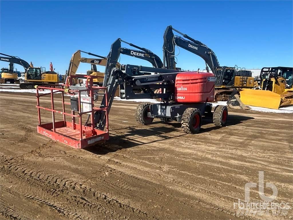 SkyJack SJ46AJ Nacele cu brat articulat
