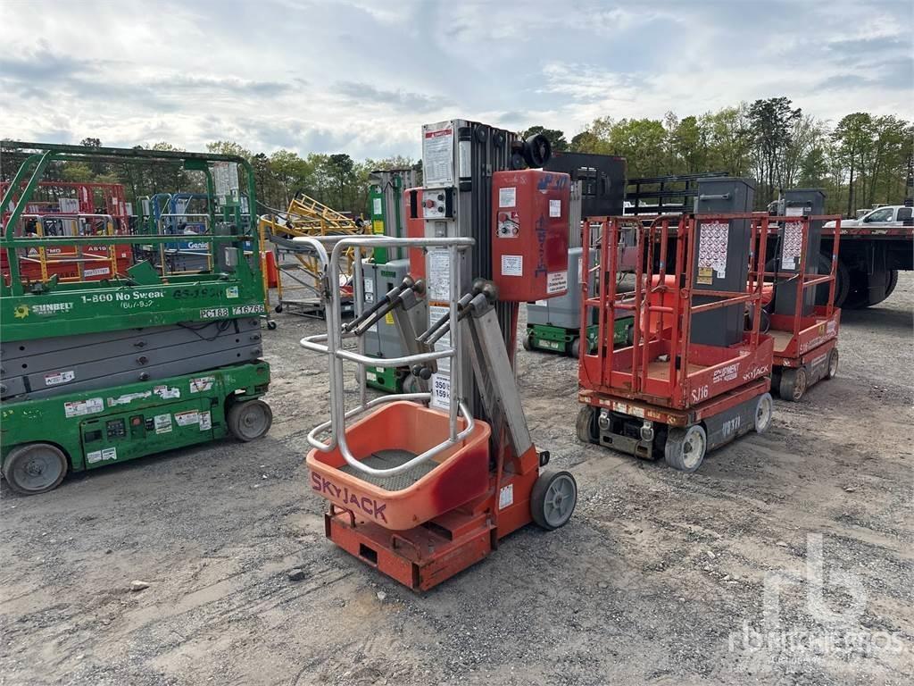 SkyJack SJP30 Nacele cu brat articulat