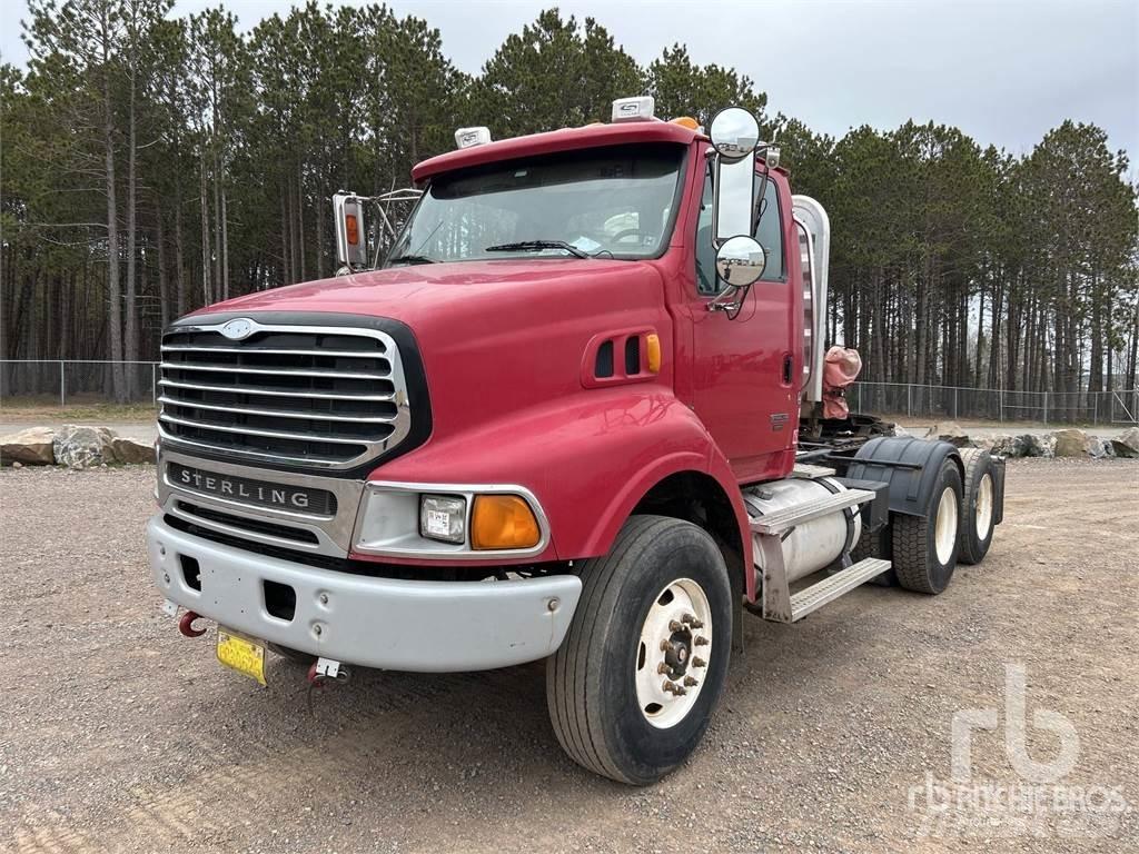 Sterling 6x4 Autotractoare