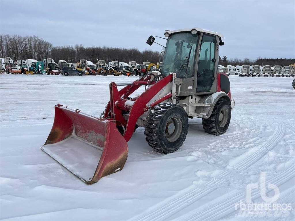 Takeuchi TW65 Incarcator pe pneuri