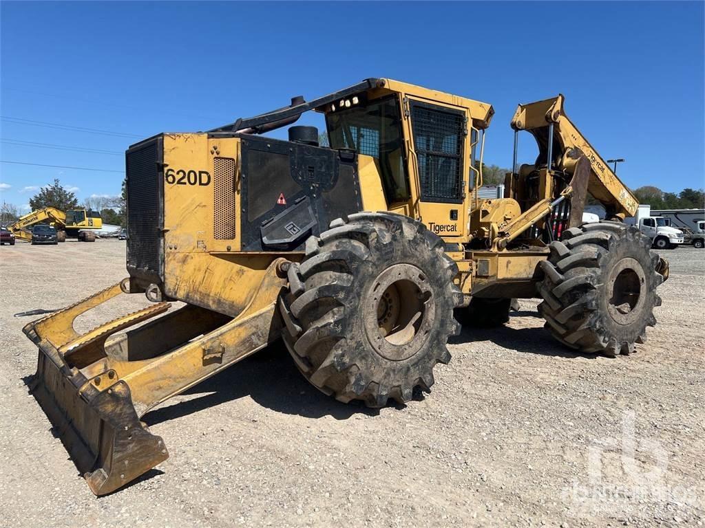 Tigercat 620D Utilaje de manevrarea a bustenilor