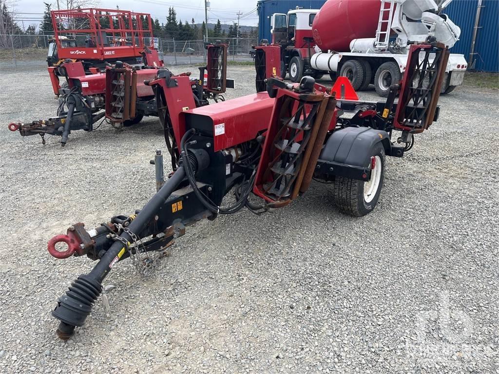Toro 2700 Utilaje întreţinere terenuri - Altele