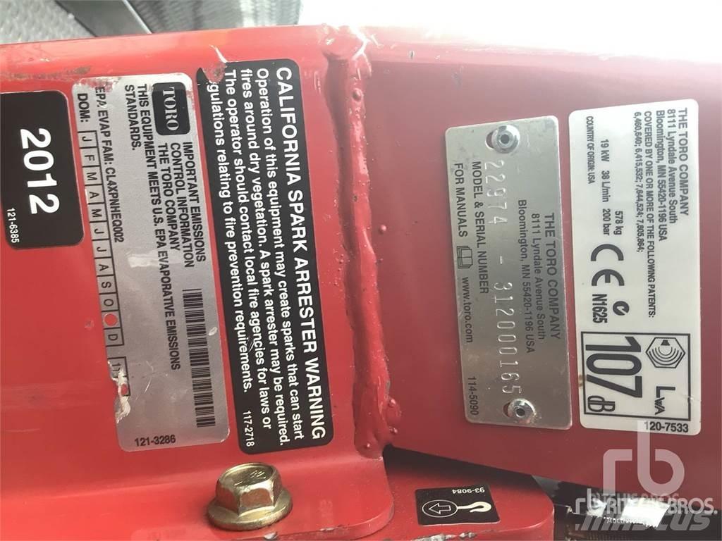 Toro TRX26 Excavatoare de santuri