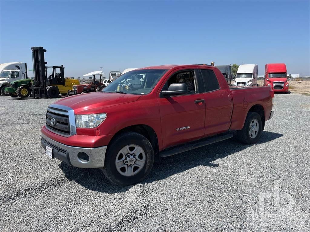 Toyota TUNDRA Pick up/Platou