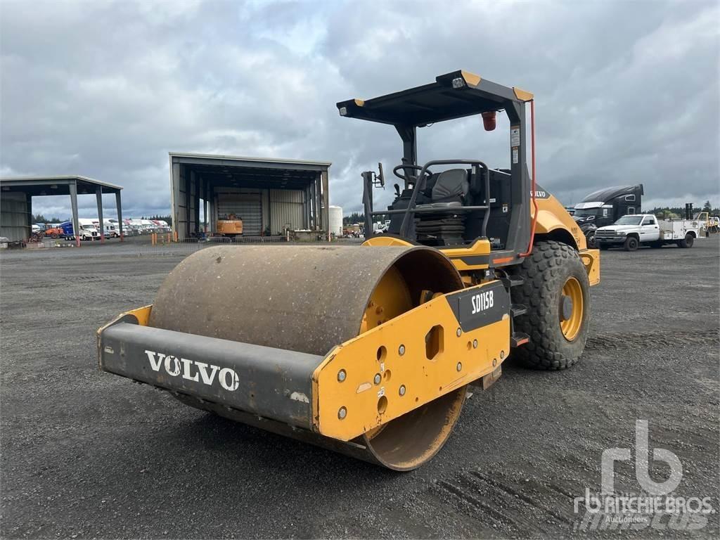 Volvo SD115B Compactoare sol
