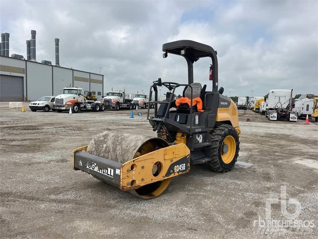 Volvo SD45B Cilindri compactori dubli