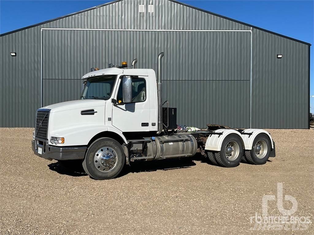 Volvo VHD Autotractoare