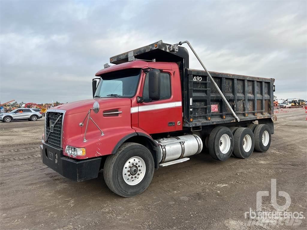 Volvo VHD Autobasculanta