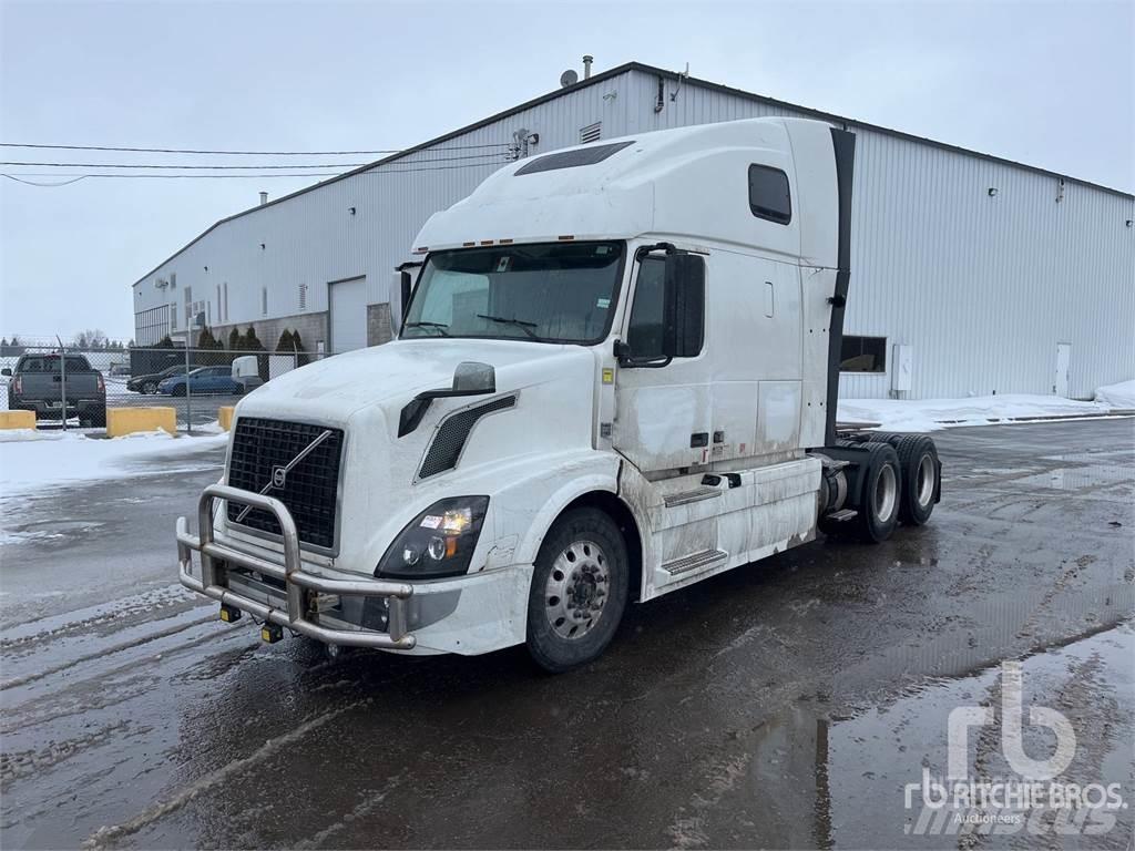 Volvo VNL Autotractoare