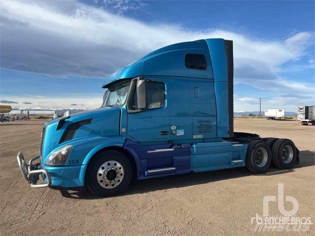 Volvo VNL Autotractoare